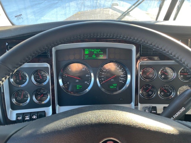 KENWORTH W900B #SR983436